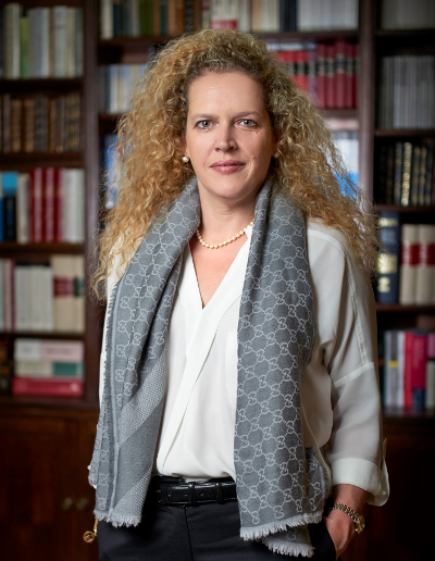 perfil rita castro neto